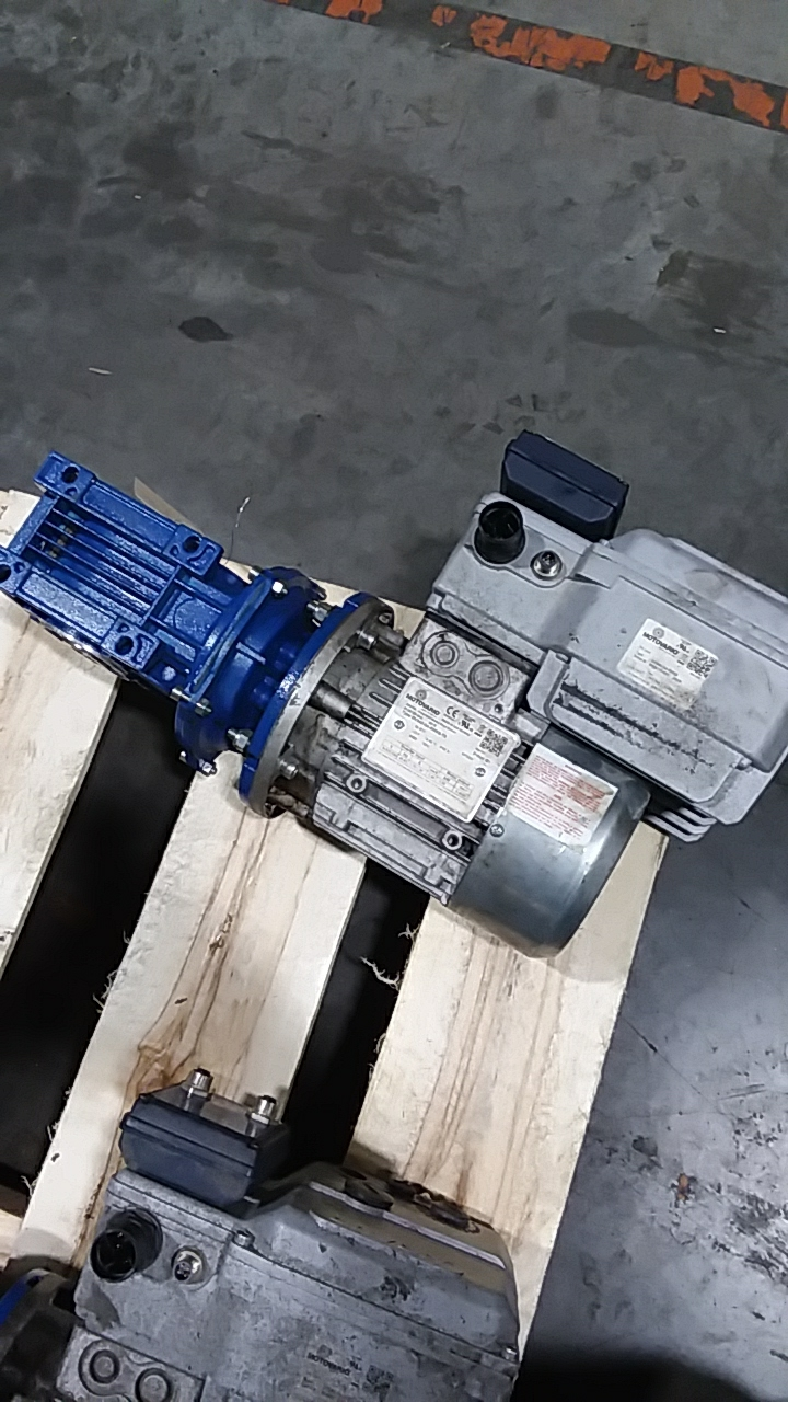 MOTOR & GEARBOX & DRIVE